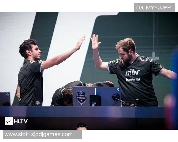 深入解析S15电竞总决赛CSGO战术JDG的进攻体系与战术执行细节 深入解析S15电竞总决赛CSGO战术JDG的进攻体系与战术执行细节